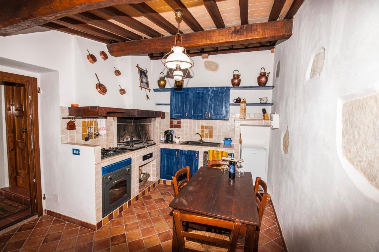Il Borgo Del Lupo Villa Sarteano Exterior photo
